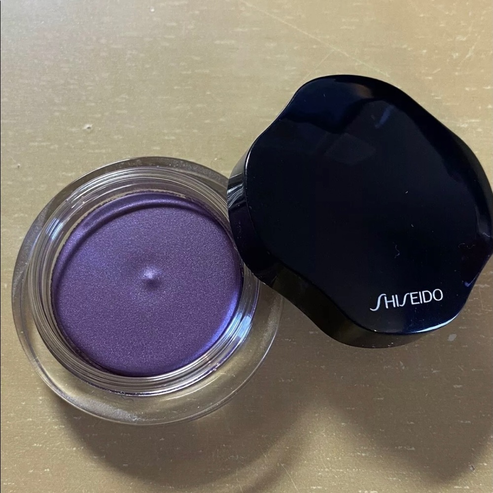 Shiseido Shimmering Cream Eye Color